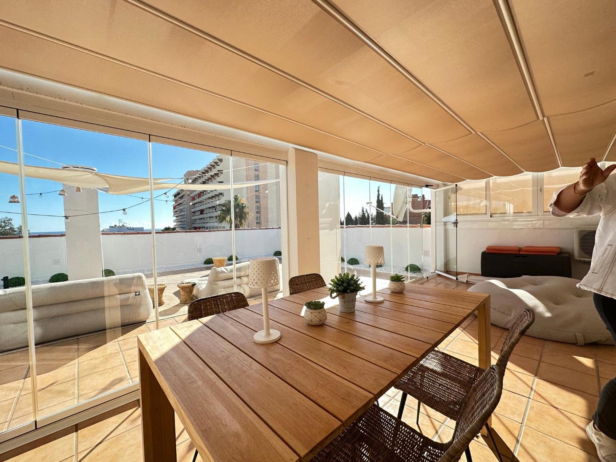 2 Bed Penthouse With Sea View Torremolinos Exterior foto